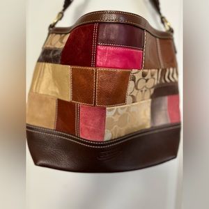 Signature Coach Multicolor Patchwork Purse Handbag Like New
